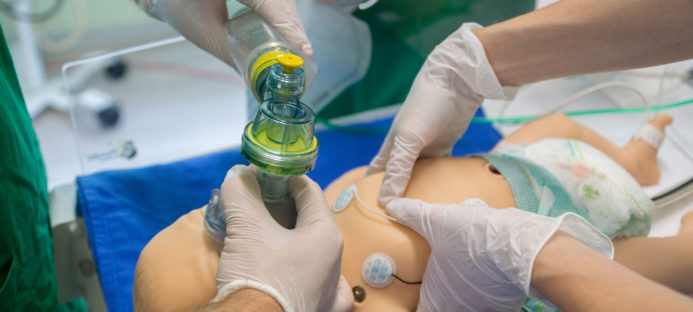 NeoSMUR : Prise en charge du nouveau-né lors d’un  accouchement inopiné extra-hospitalier