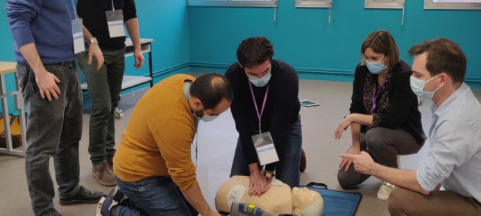 Les élèves directeurs d’hôpital se forment au management par la simulation